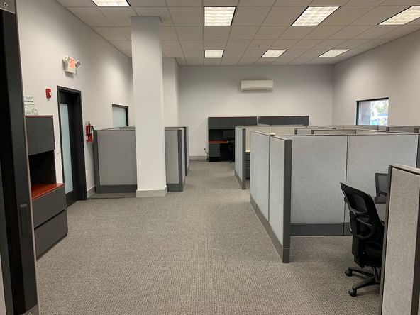 6391 Thompson Rd, Syracuse, NY 13206